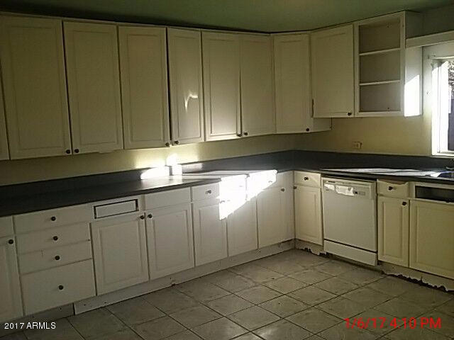 3305 E Oak St, Phoenix, AZ 85008 photo 7