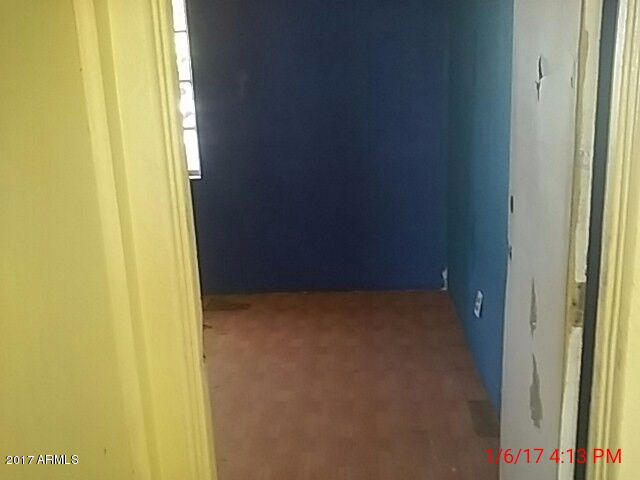 3305 E Oak St, Phoenix, AZ 85008 photo 9
