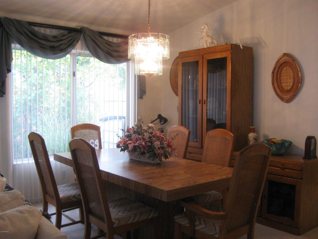 3541 E Kerry Ln, Phoenix, AZ 85050 photo 5