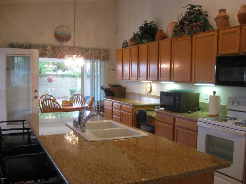 3541 E Kerry Ln, Phoenix, AZ 85050 photo 7