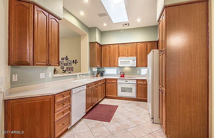 526 E Krista Way, Tempe, AZ 85284 photo 5