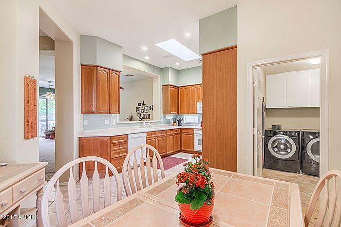 526 E Krista Way, Tempe, AZ 85284 photo 7