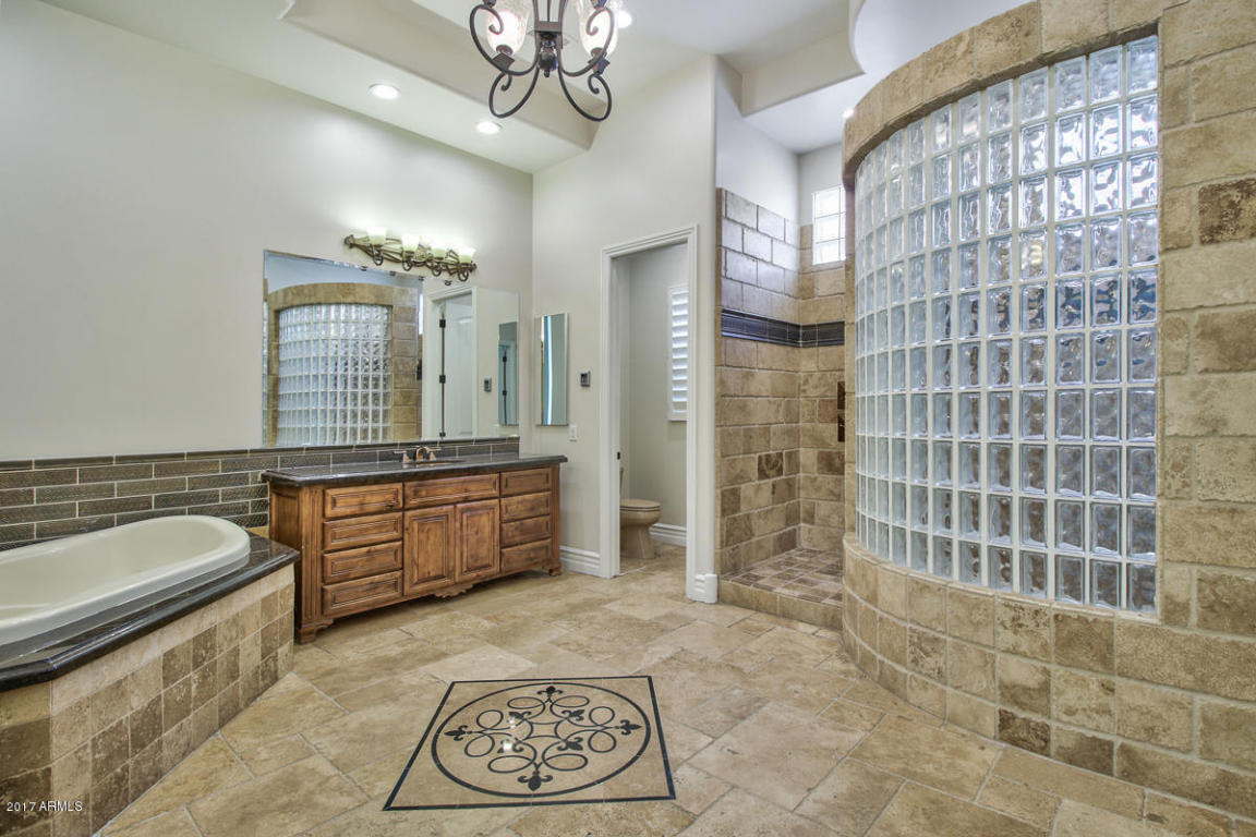 3049 E Red Oak Ct, Gilbert, AZ 85297 photo 13