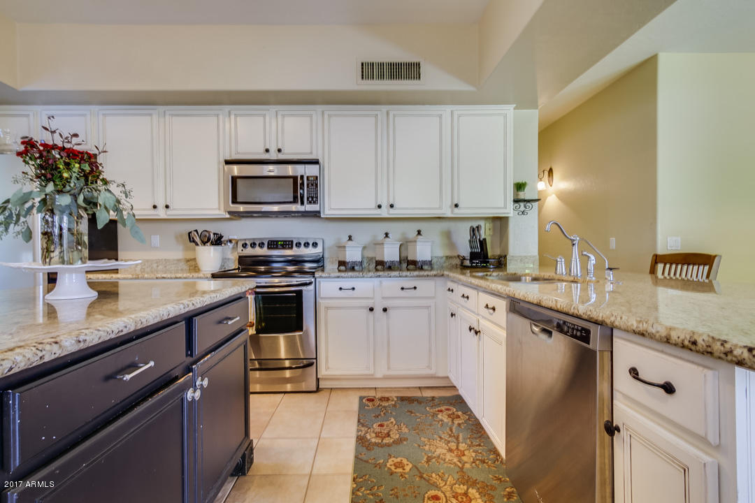 766 E Ranch Rd, Gilbert, AZ 85296 photo 5