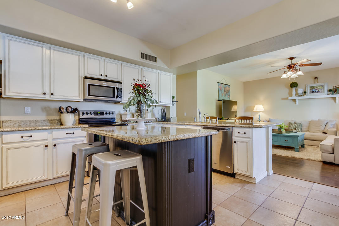 766 E Ranch Rd, Gilbert, AZ 85296 photo 4