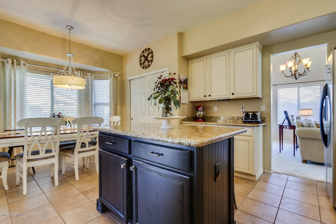 766 E Ranch Rd, Gilbert, AZ 85296 photo 12