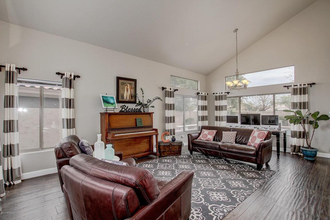 1698 E Laurel Ave, Gilbert, AZ 85234 photo 7