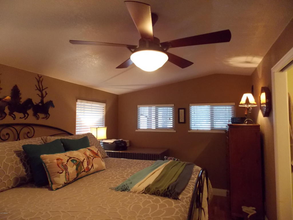 2170 N North Oval Dr, Overgaard, AZ 85933 photo 6