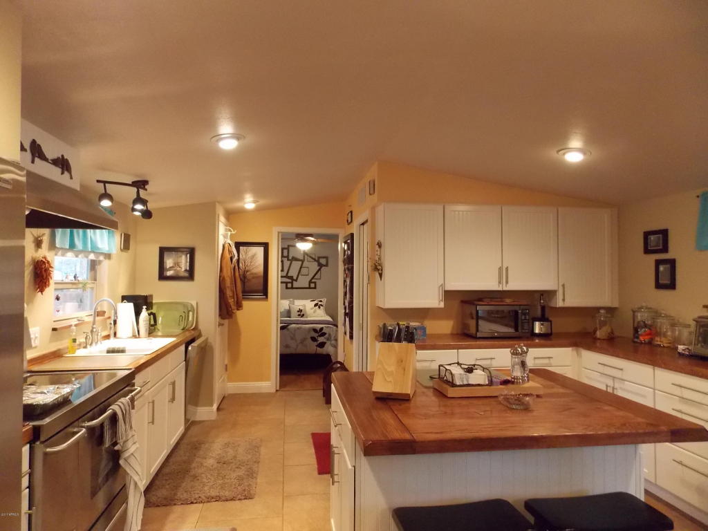 2170 N North Oval Dr, Overgaard, AZ 85933 photo 22