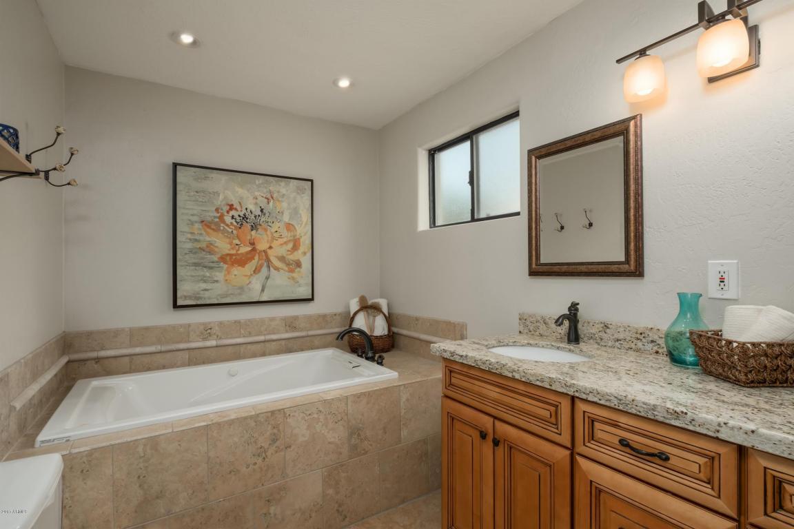2020 E Lamar Rd, Phoenix, AZ 85016 photo 10