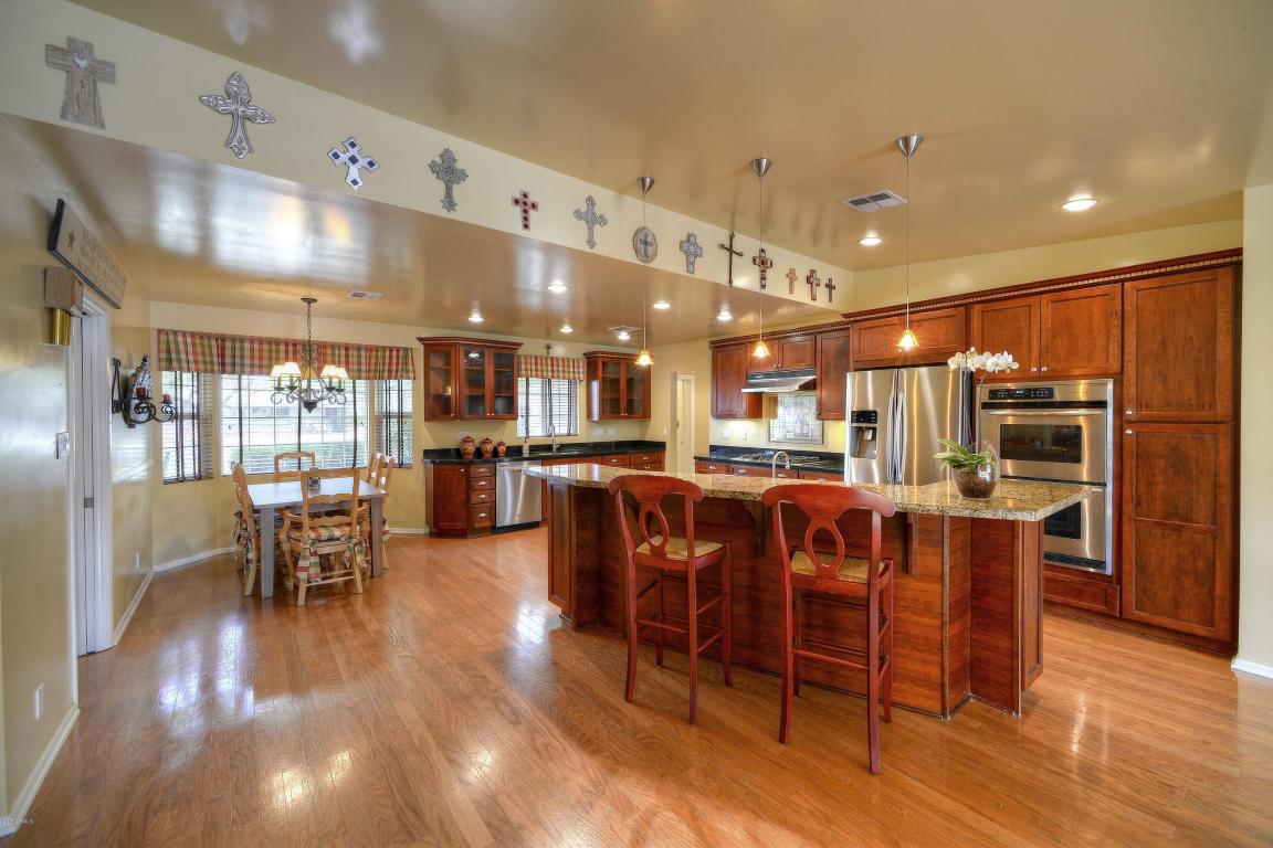 207 E Hayward Ave, Phoenix, AZ 85020 photo 4