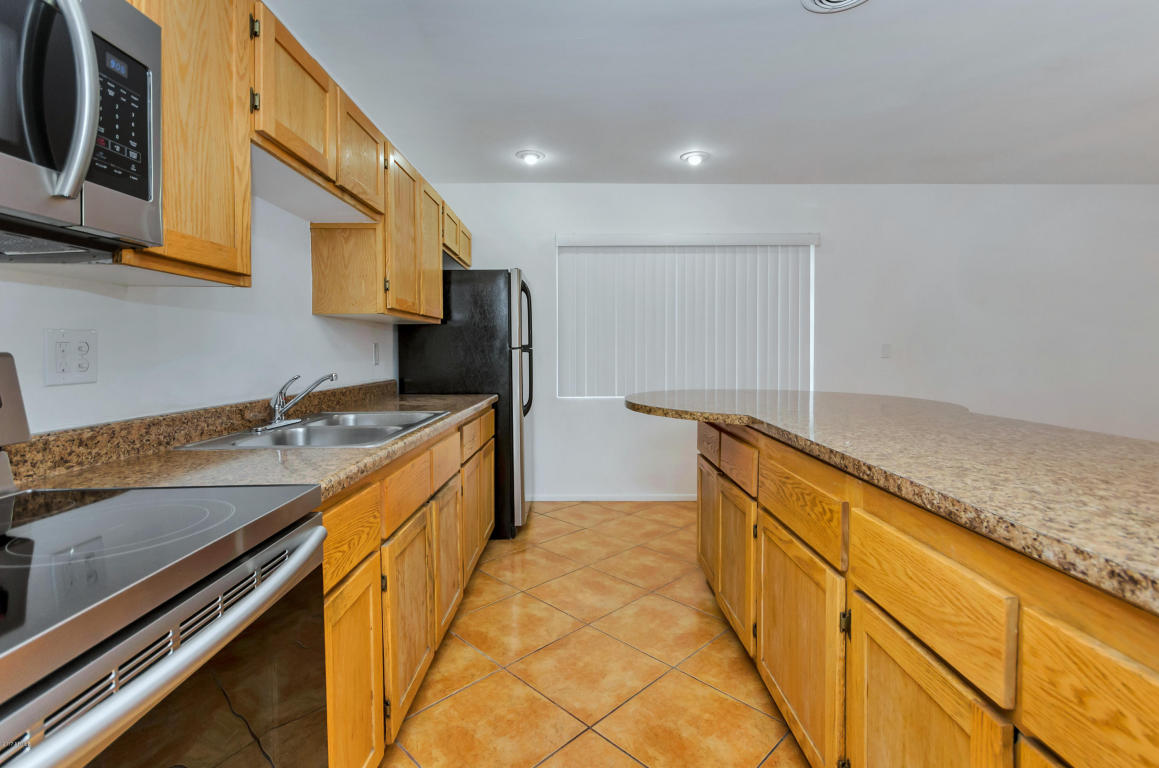 6313 N 37th Dr, Phoenix, AZ 85019 photo 11