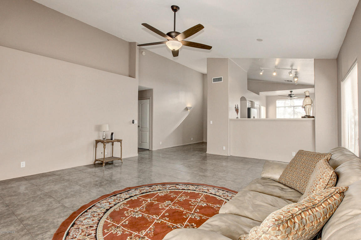 1346 E Grovers Ave, Phoenix, AZ 85022 photo 10