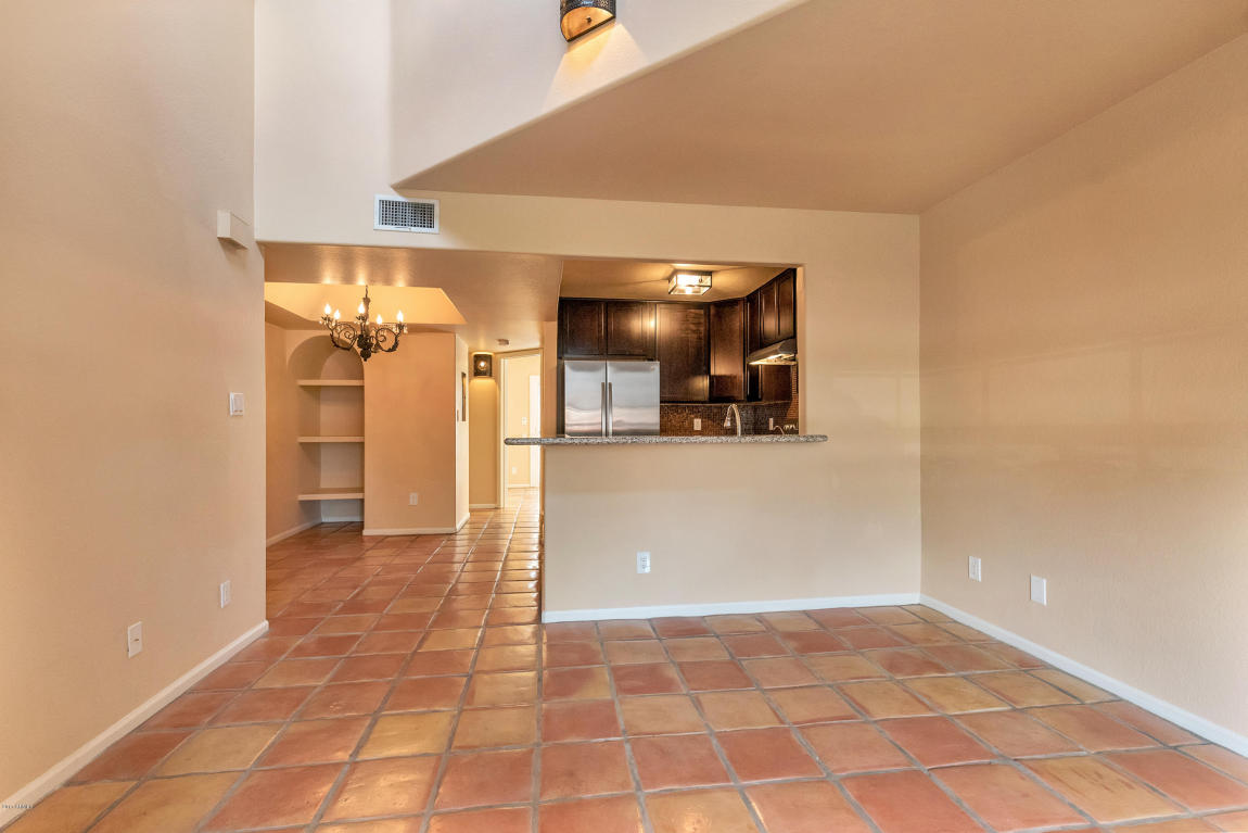1025 E Highland Ave #41, Phoenix, AZ 85014 photo 4