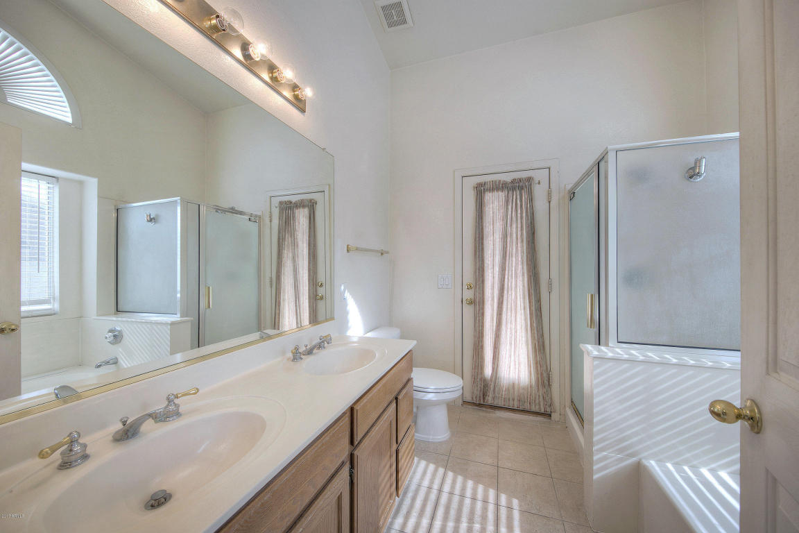 3865 Encinas Ave, Gilbert, AZ 85234 photo 19
