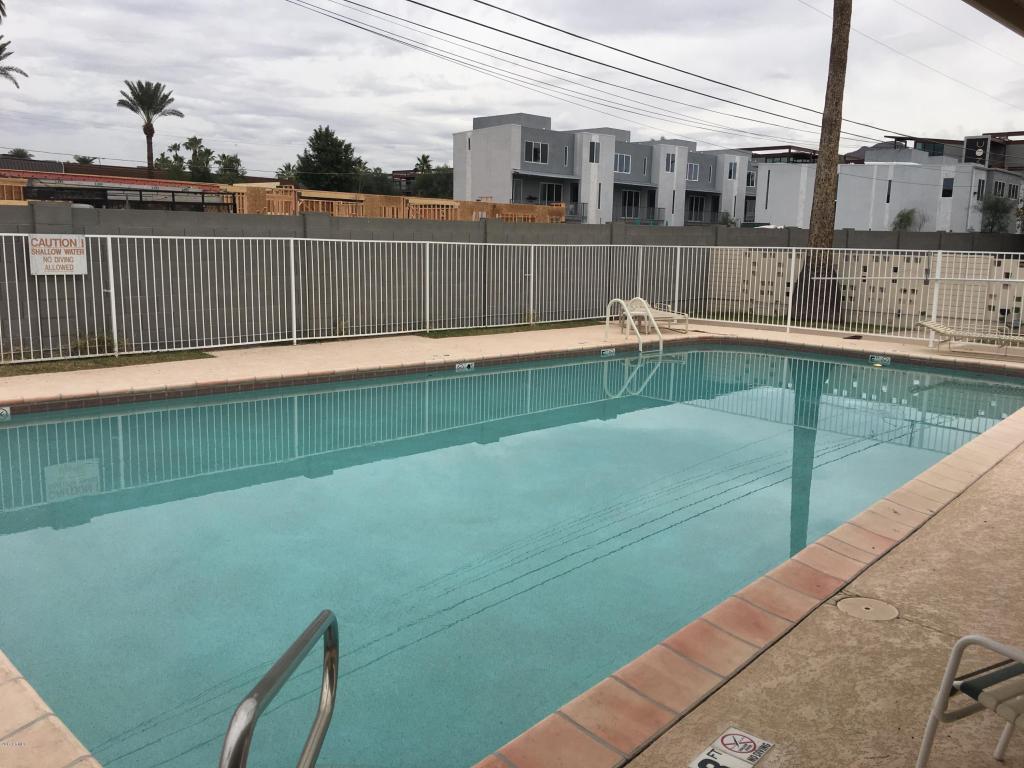 4364 N 36th St, Phoenix, AZ 85018 photo 2