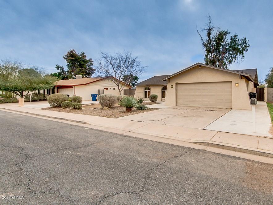 1025 E Garnet Ave, Mesa, AZ 85204 photo 2