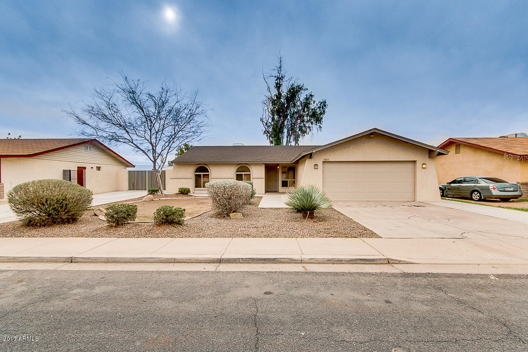 1025 E Garnet Ave, Mesa, AZ 85204 photo 1