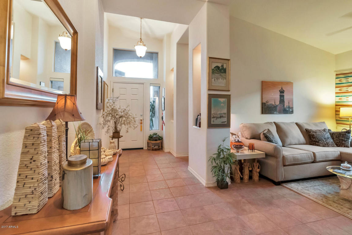 4693 E Peartree Ln, Gilbert, AZ 85298 photo 4
