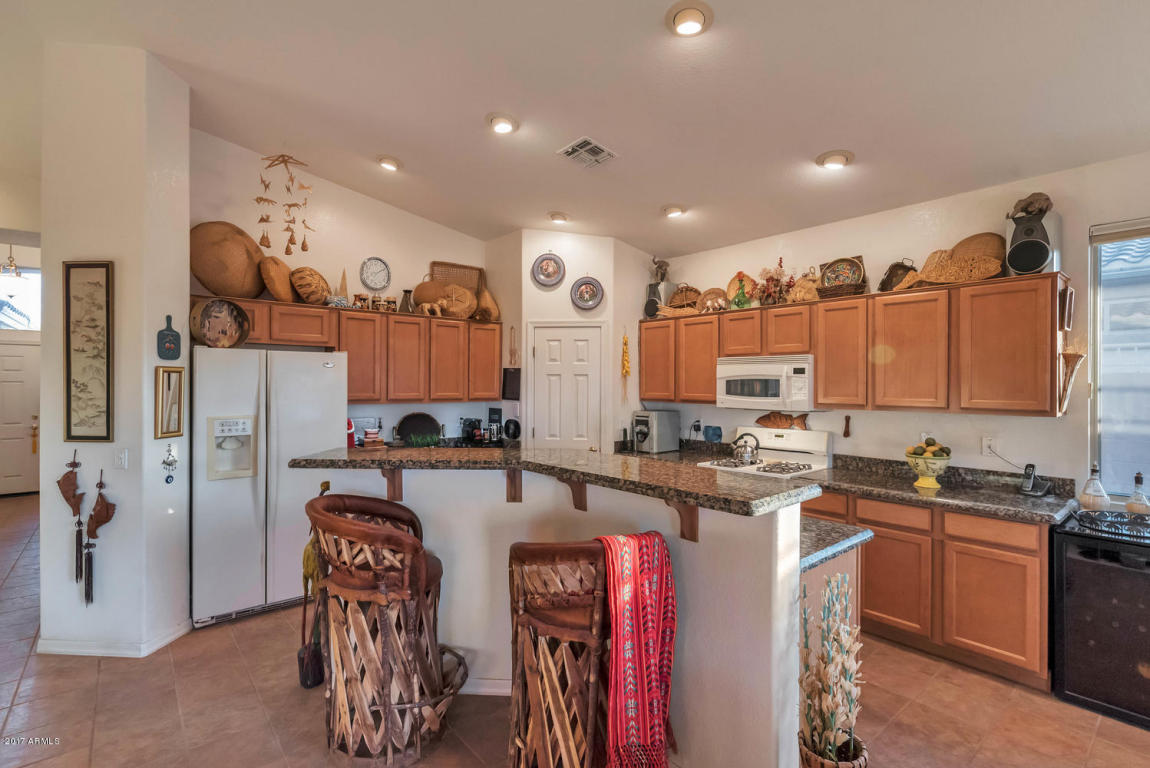 4693 E Peartree Ln, Gilbert, AZ 85298 photo 10