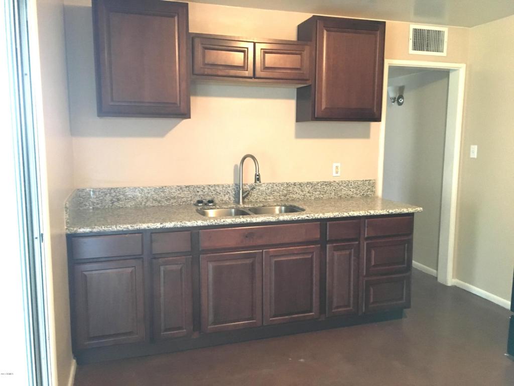 501 E Butler Dr, Phoenix, AZ 85020 photo 4
