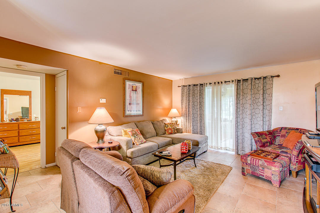131 N Higley Rd #70, Mesa, AZ 85205 photo 2