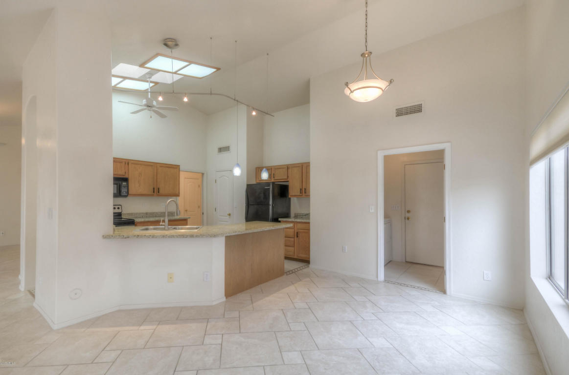 2212 E Granite View Dr, Phoenix, AZ 85048 photo 11