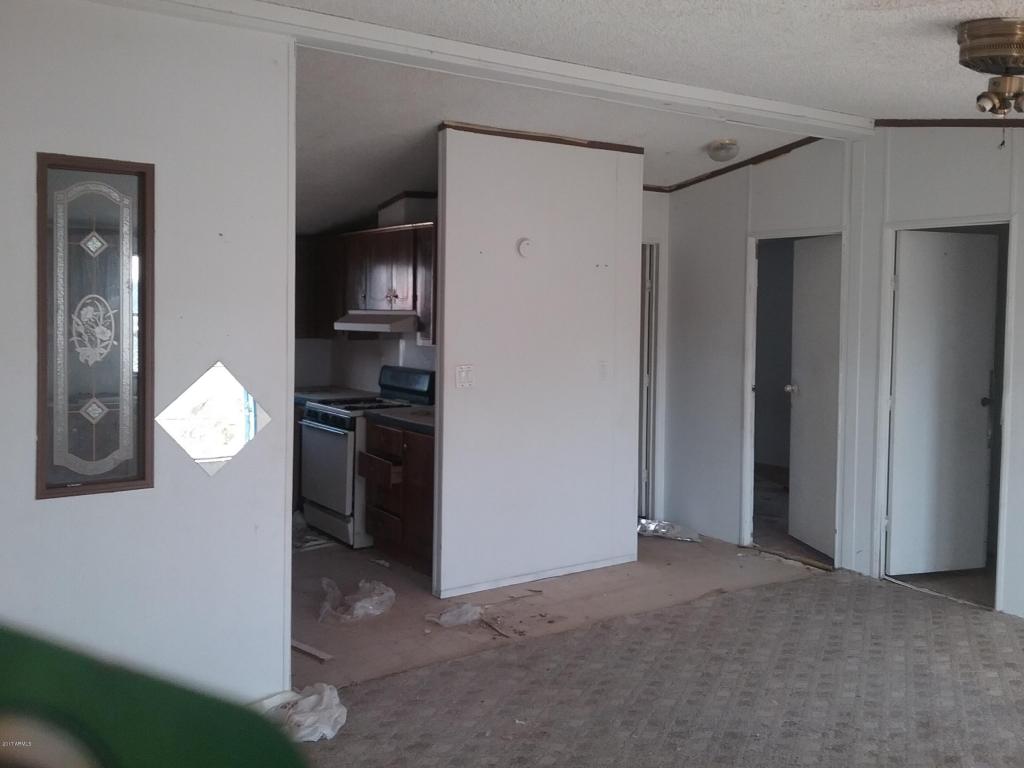 209 E 6th Ave, Buckeye, AZ 85326 photo 2