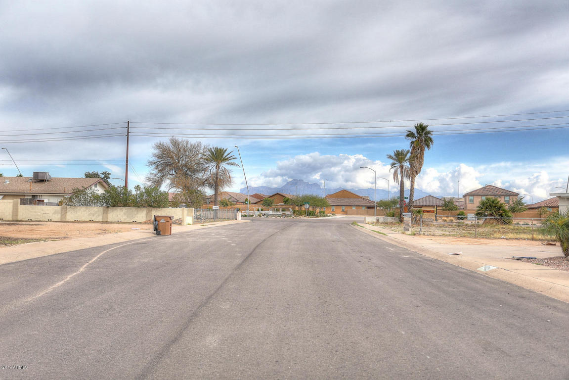 10726 E Oasis Dr, Mesa, AZ 85208 photo 3