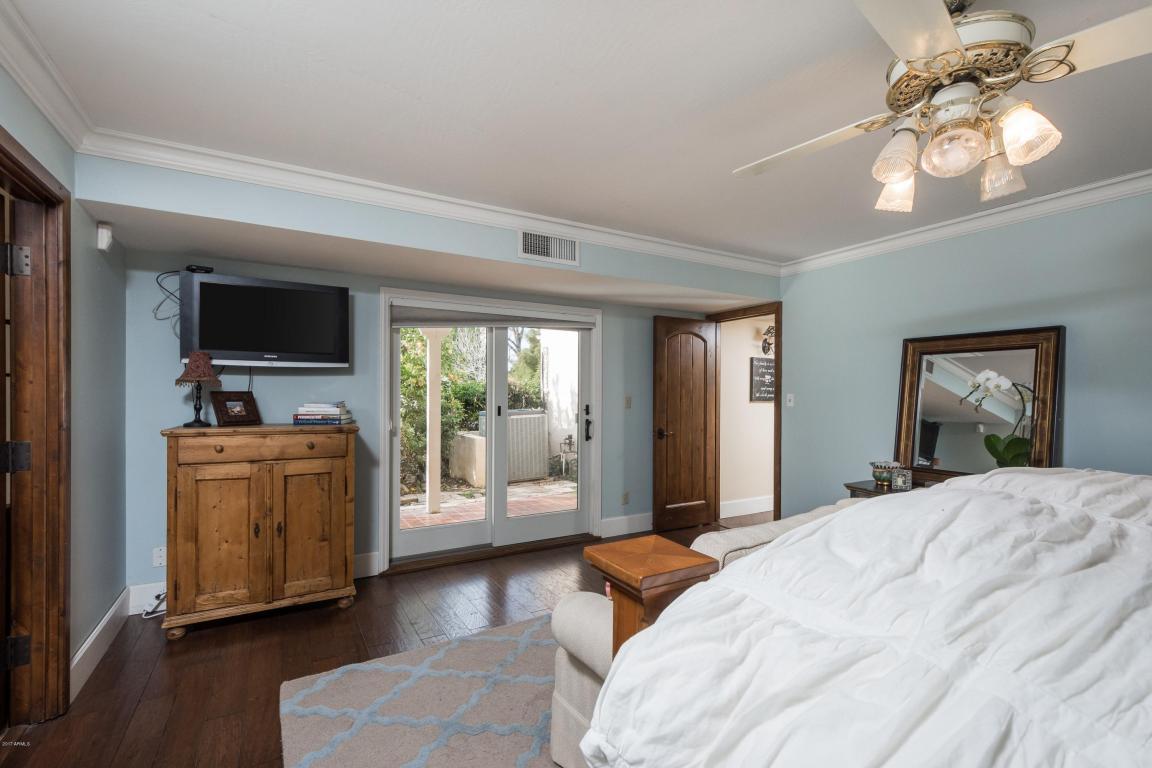 229 W Linger Ln, Phoenix, AZ 85021 photo 12