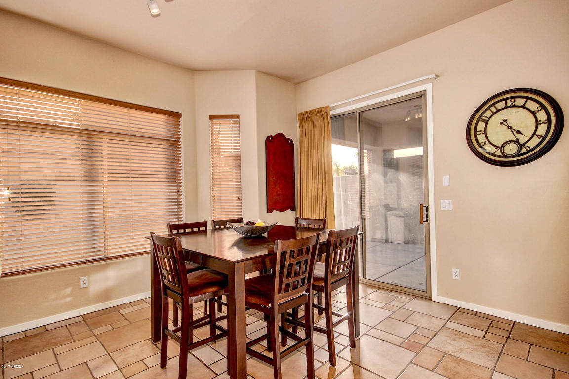 2111 E Valencia Dr, Phoenix, AZ 85042 photo 5