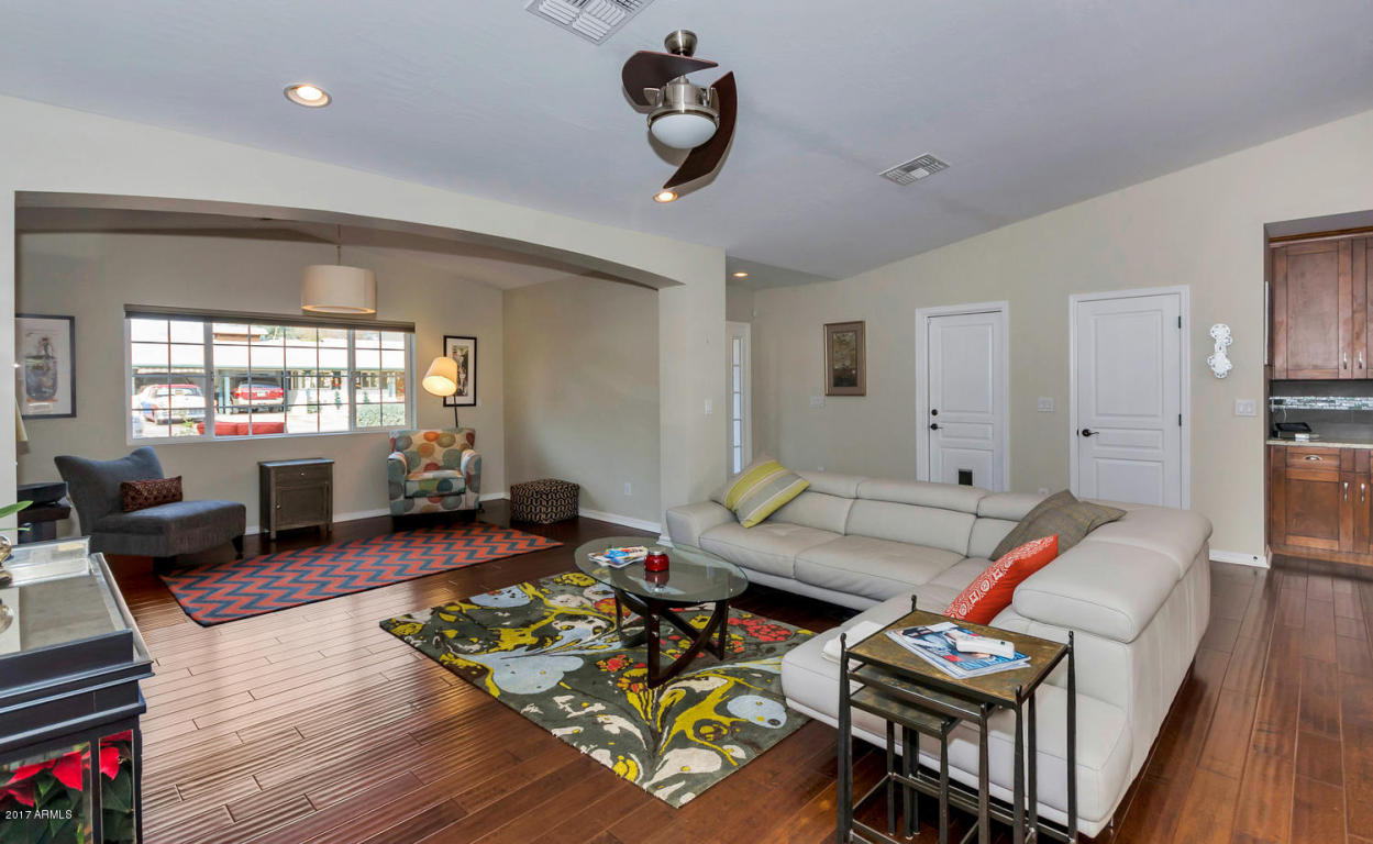 3045 E Sells Dr, Phoenix, AZ 85016 photo 9