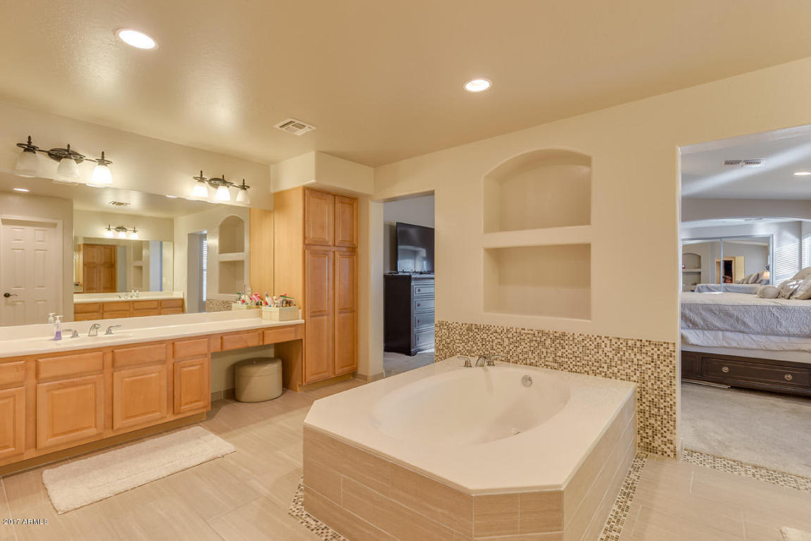 3823 E Indigo Bay Dr, Gilbert, AZ 85234 photo 26