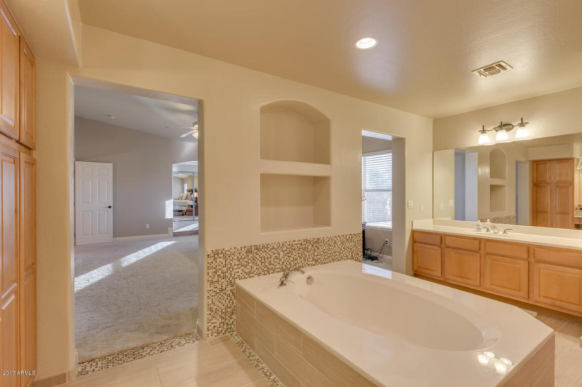 3823 E Indigo Bay Dr, Gilbert, AZ 85234 photo 27