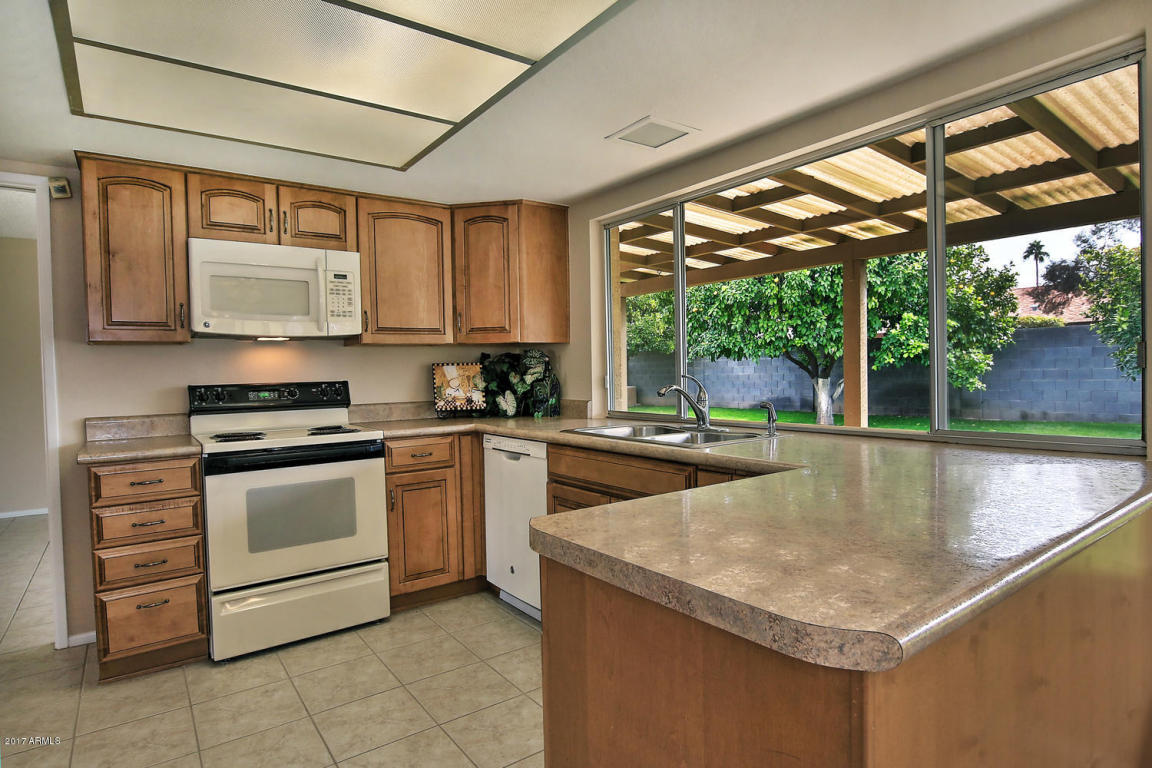 2619 E Christy Dr, Phoenix, AZ 85028 photo 10
