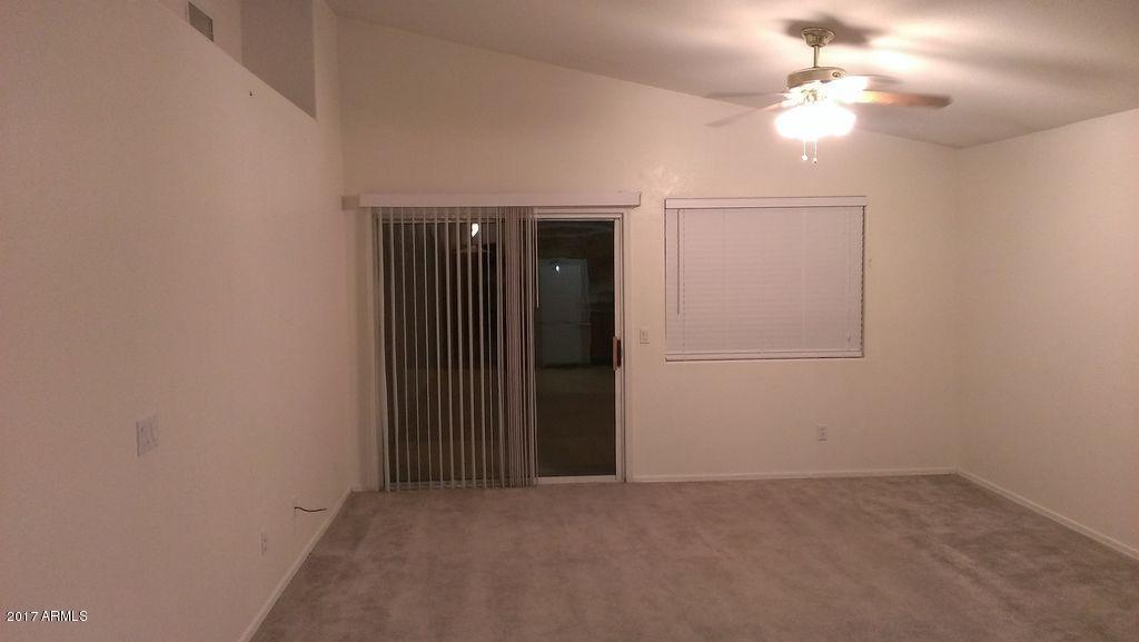7012 S 34th Ln, Phoenix, AZ 85041 photo 4