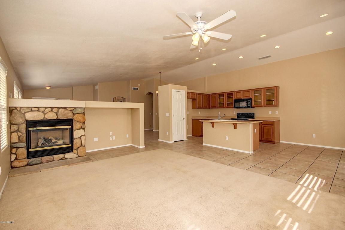 4015 E Sidewinder Ct, Gilbert, AZ 85297 photo 2