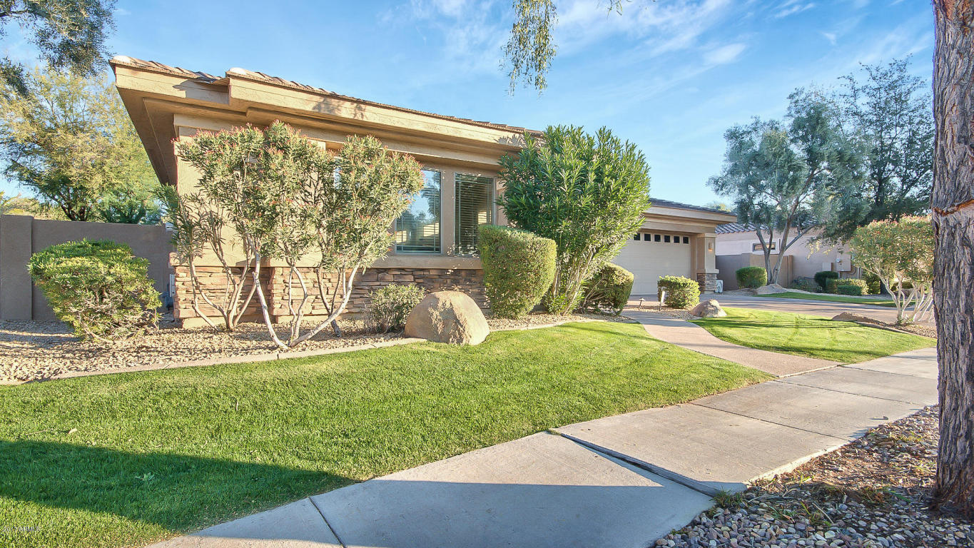 4564 E Cavalry Dr, Gilbert, AZ 85297 photo 1