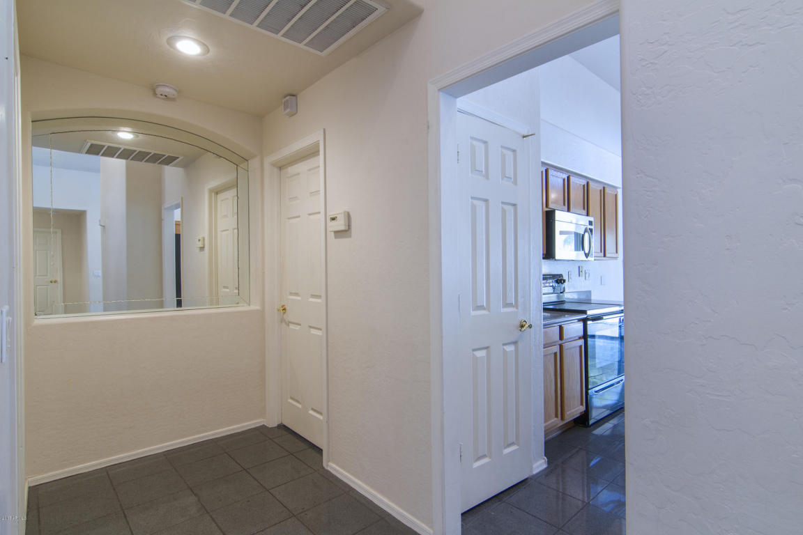2028 E Parkside Ln, Phoenix, AZ 85024 photo 23