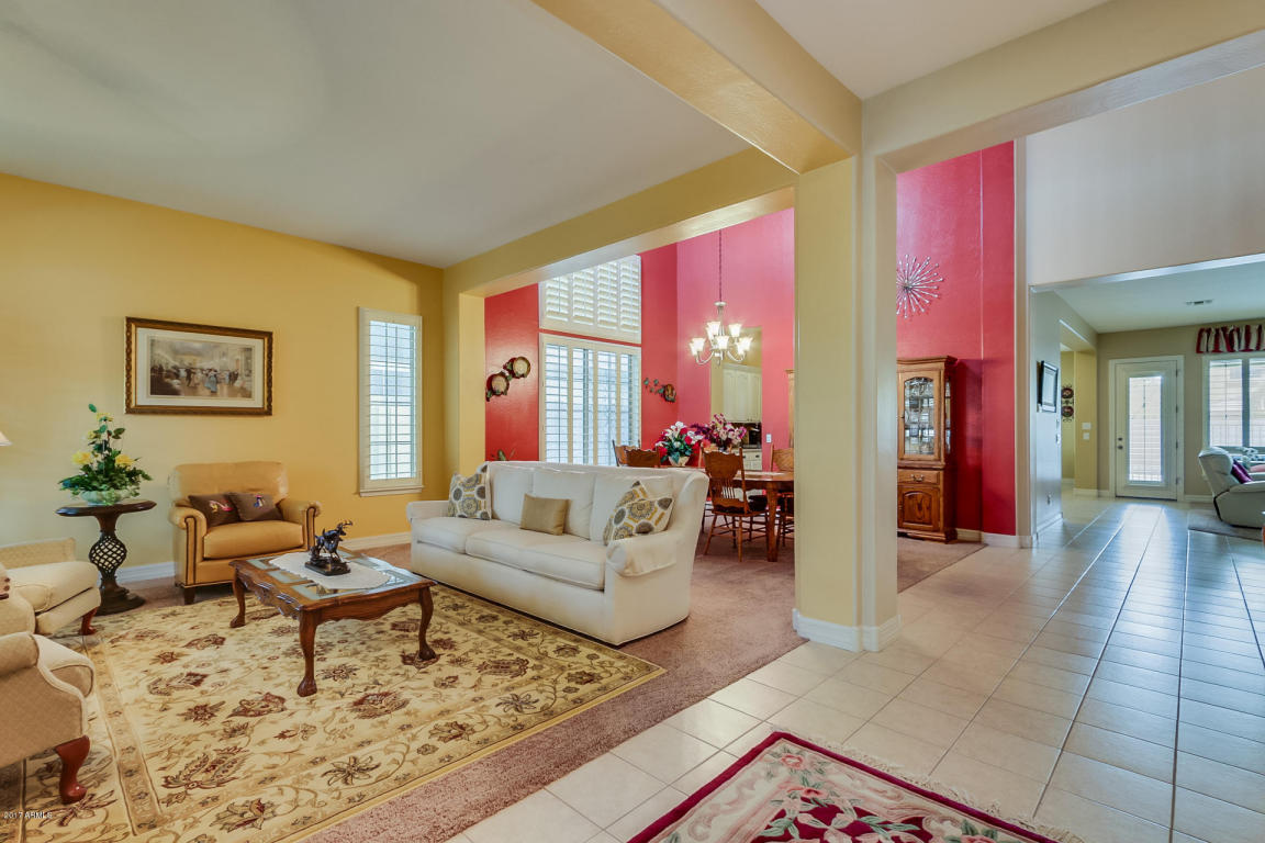 1315 E Canary Dr, Gilbert, AZ 85297 photo 5