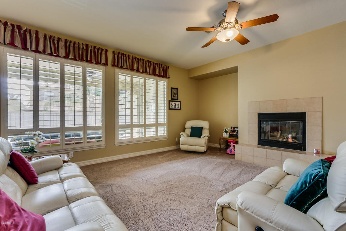 1315 E Canary Dr, Gilbert, AZ 85297 photo 16