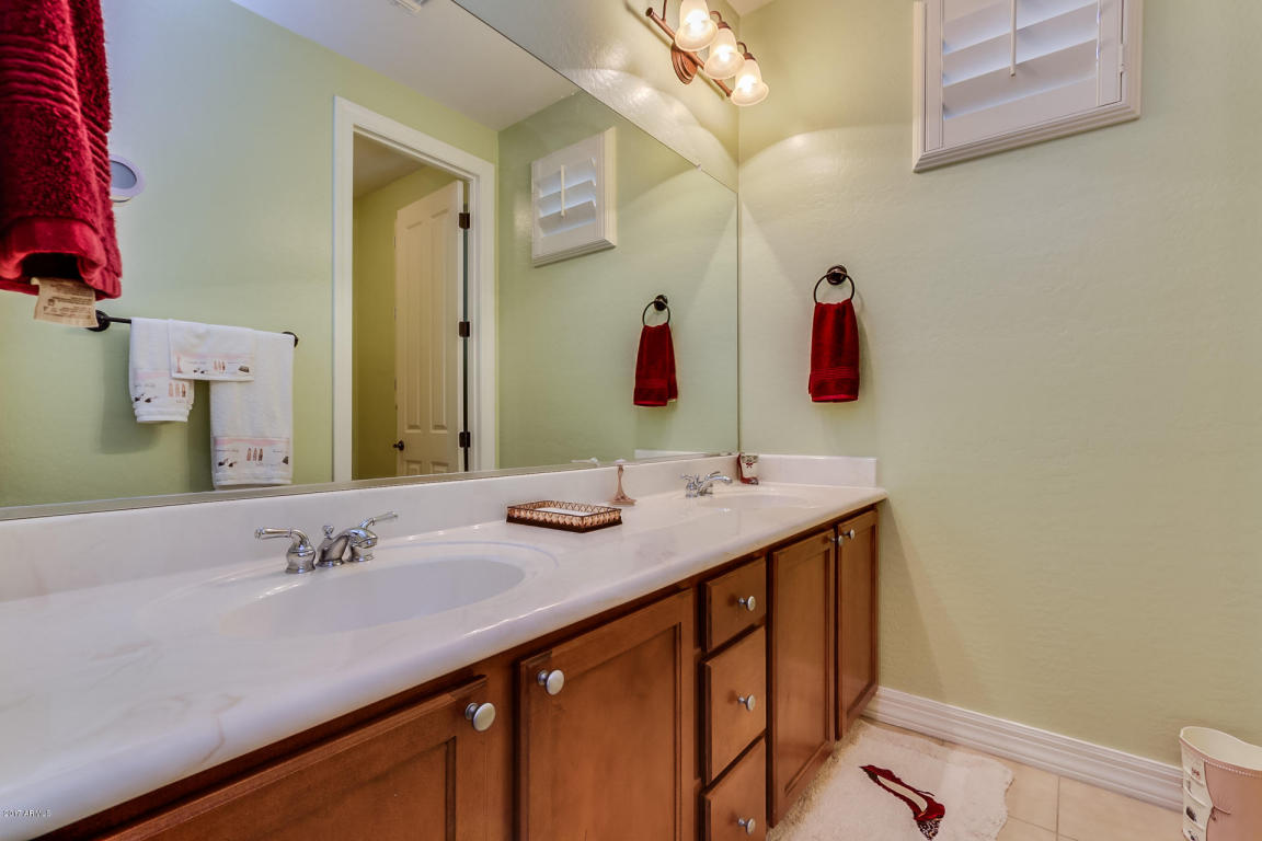 1315 E Canary Dr, Gilbert, AZ 85297 photo 68