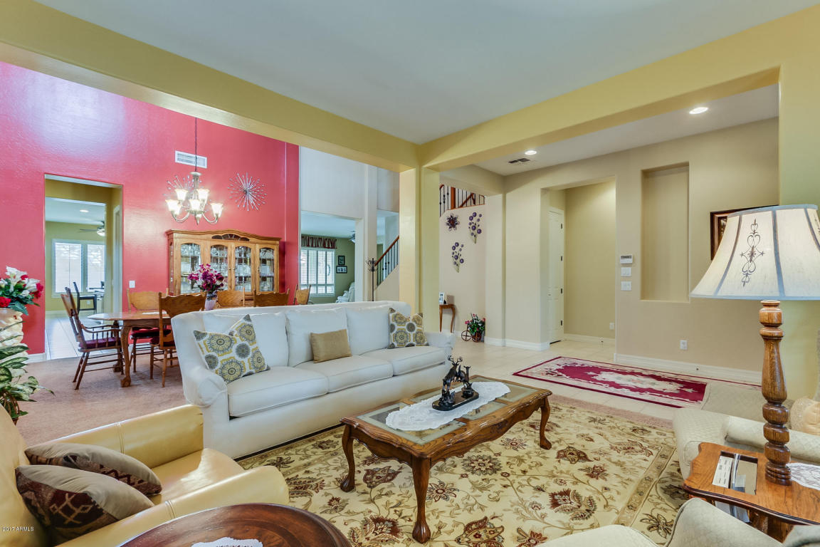 1315 E Canary Dr, Gilbert, AZ 85297 photo 8