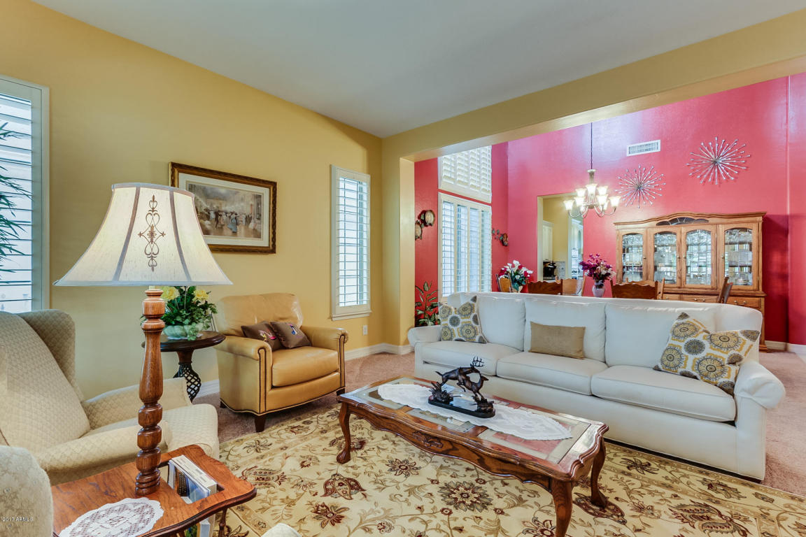 1315 E Canary Dr, Gilbert, AZ 85297 photo 9