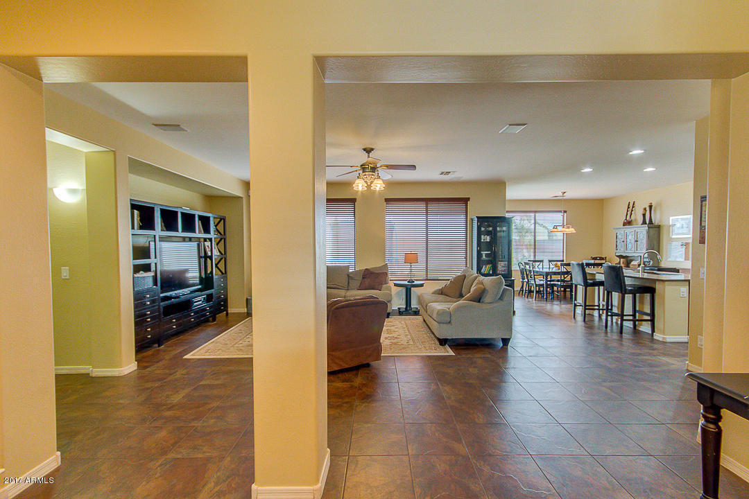 1850 E Dubois Ave, Gilbert, AZ 85298 photo 6