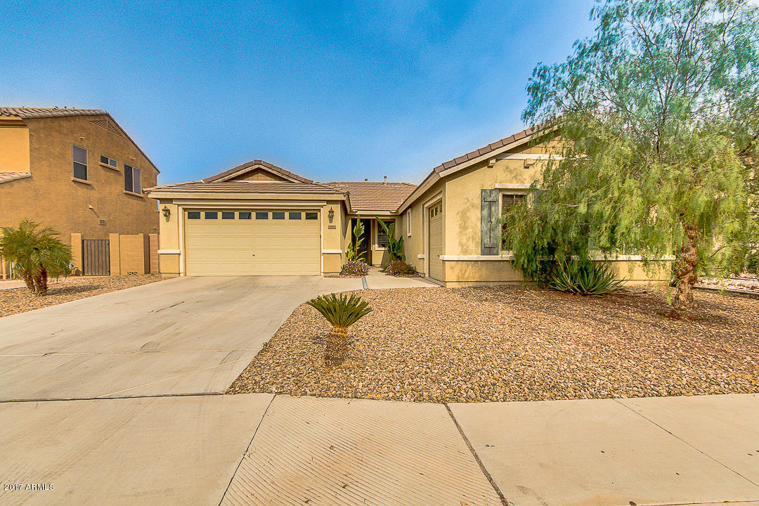 1850 E Dubois Ave, Gilbert, AZ 85298 photo 1