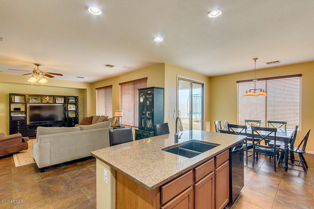 1850 E Dubois Ave, Gilbert, AZ 85298 photo 14
