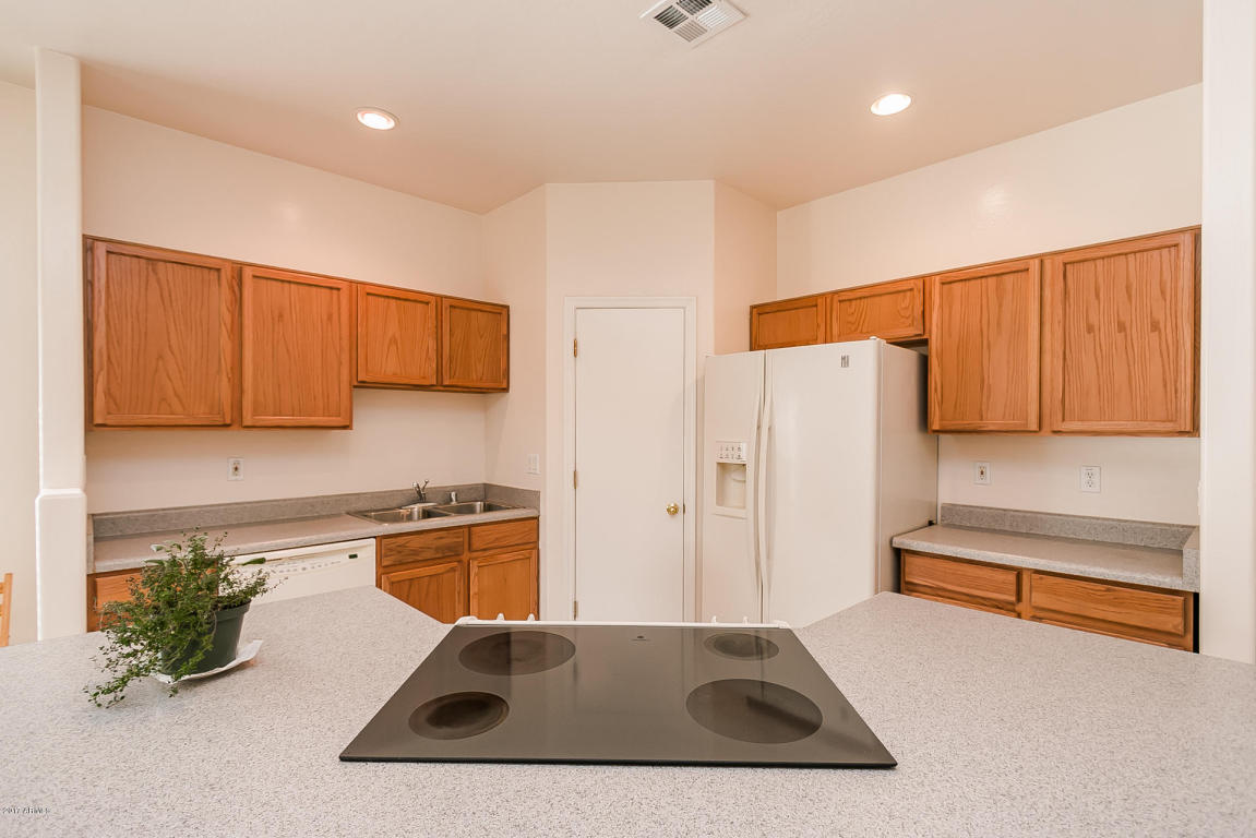 3027 E Kings Ave, Phoenix, AZ 85032 photo 2