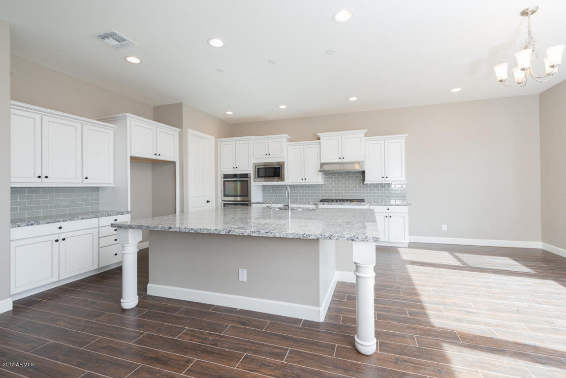 2923 E Valencia Dr, Phoenix, AZ 85042 photo 4