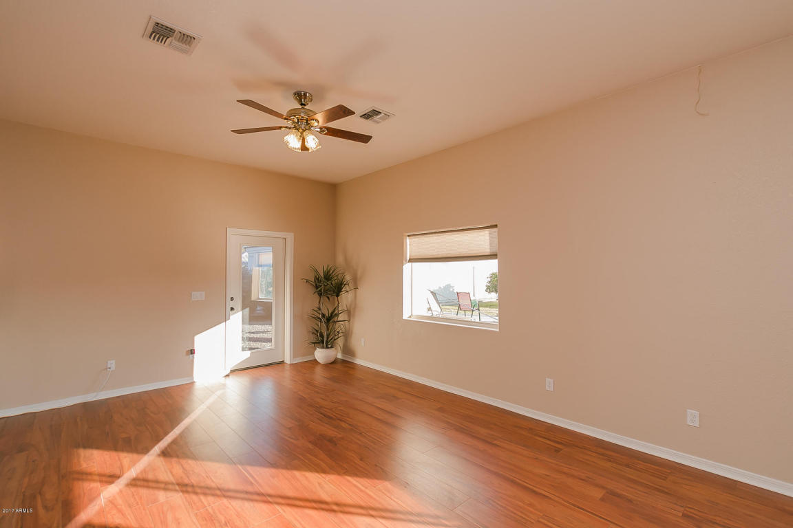 4245 E Caroline Ln, Gilbert, AZ 85296 photo 5